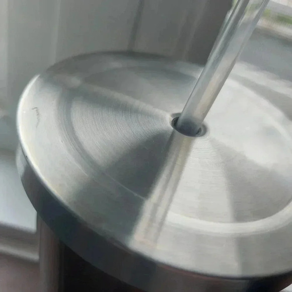 🎁FREEw/Purchase | Manna  Brown/Bronze Chilly Tumbler with Straw and Lid 18 oz - Picture 7 of 13